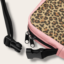 Load image into Gallery viewer, CRYMORE CROSSBODY
